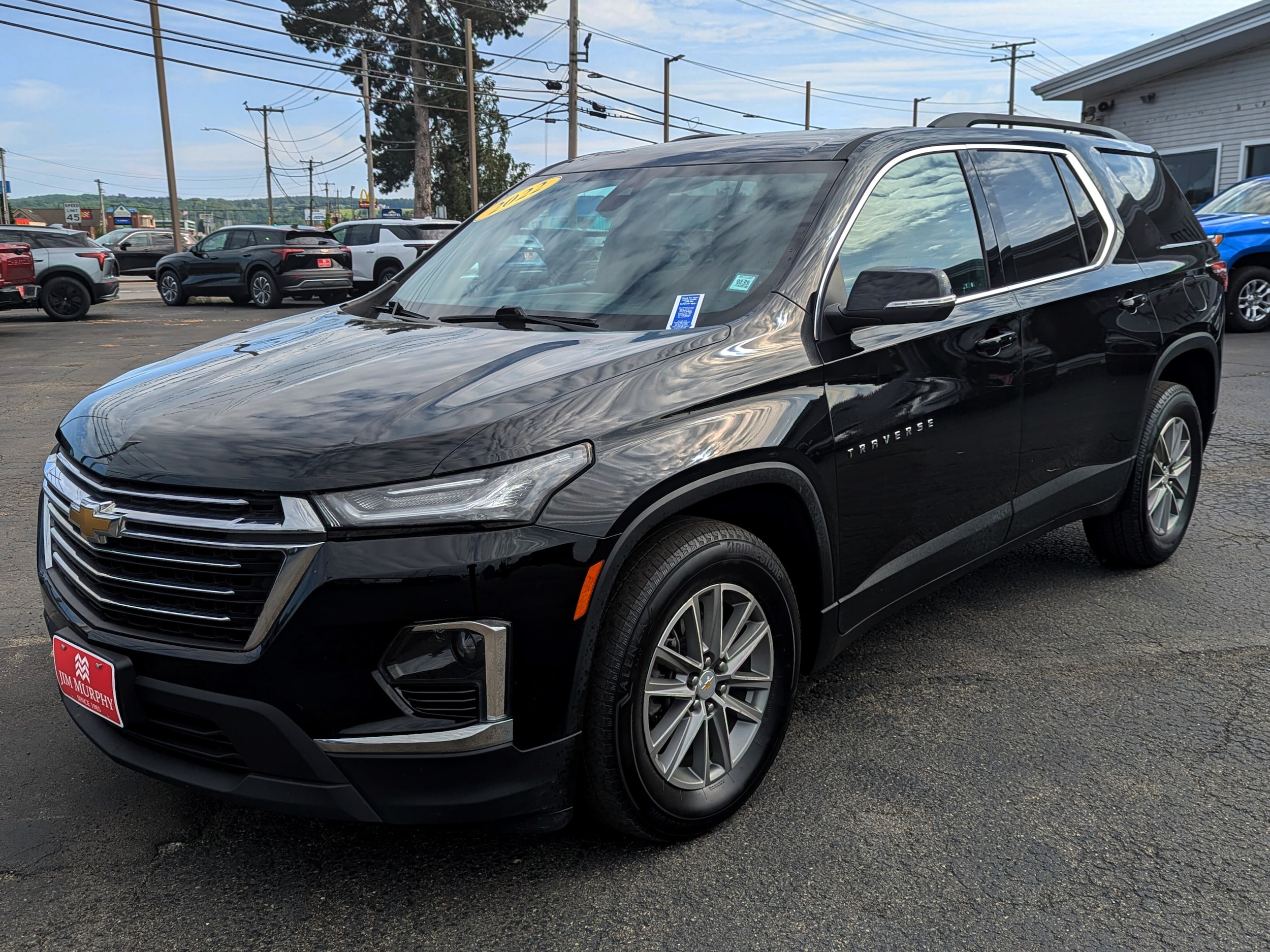 2022 Chevrolet Traverse LT Cloth