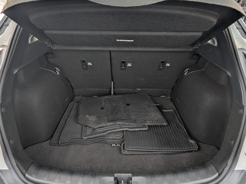 Used 2019 Nissan Kicks SR SUV