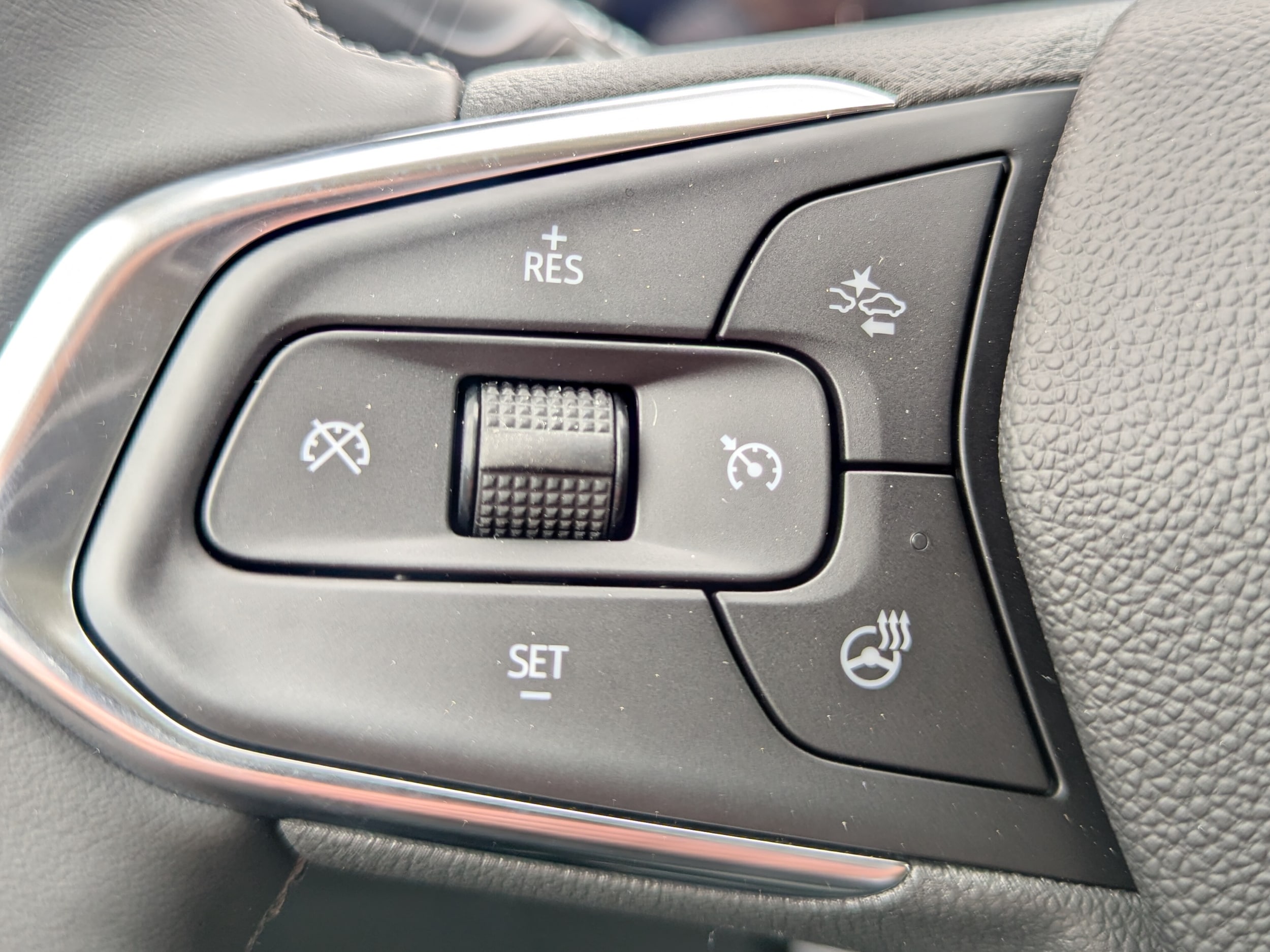 2026 Chevrolet Trax LT - Photo 16