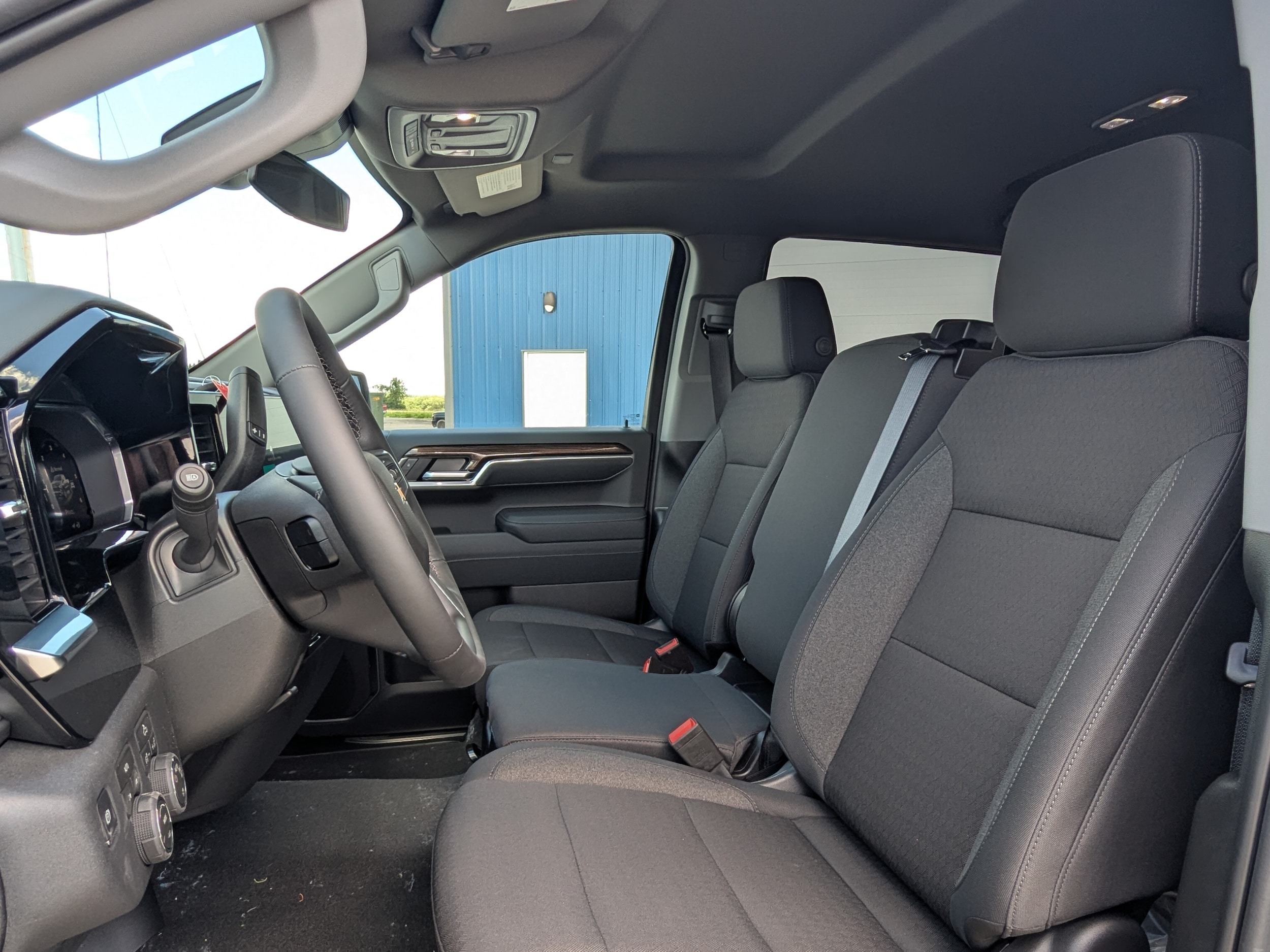 2026 Chevrolet Silverado 1500 LT - Photo 8