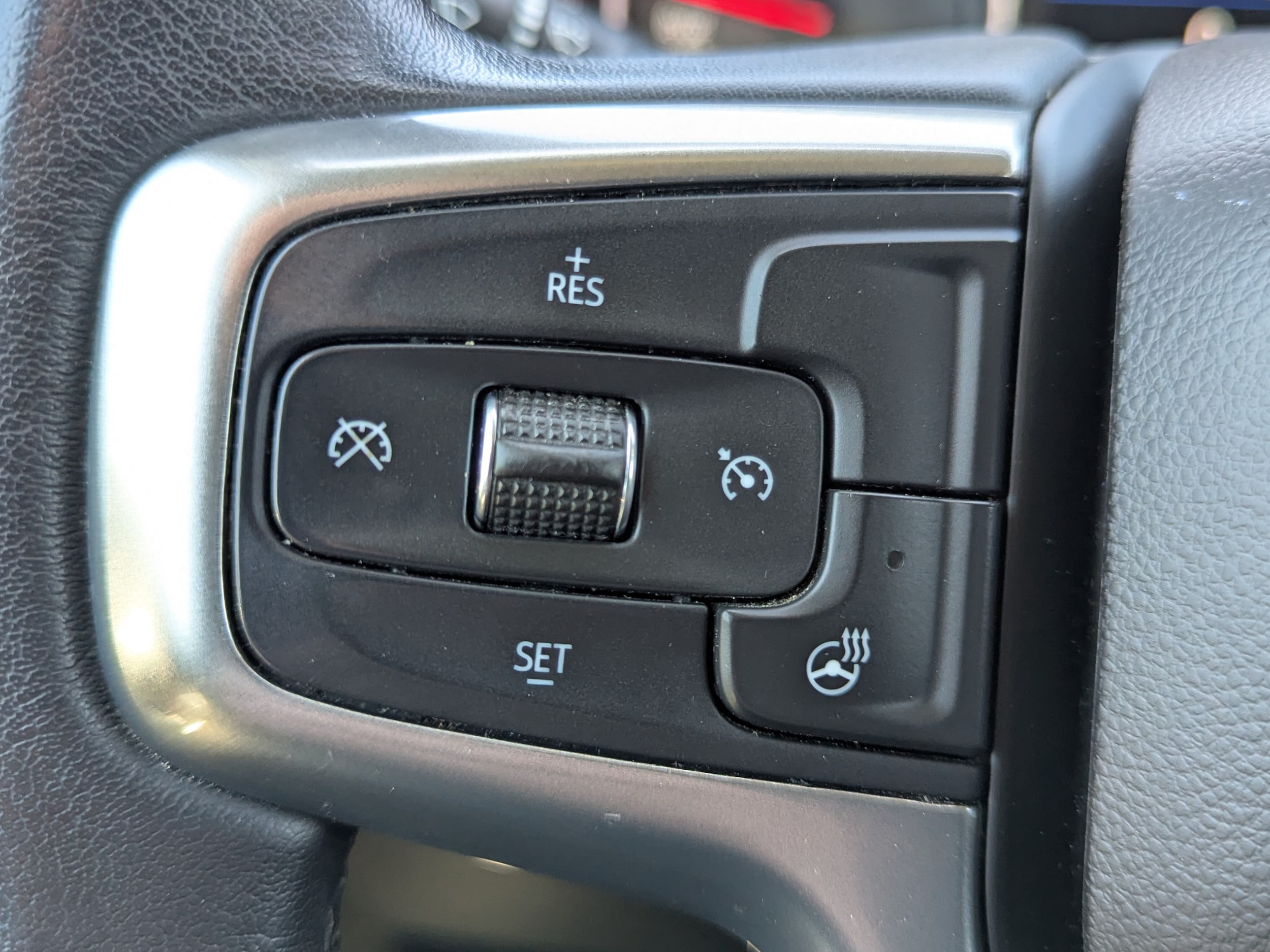 2020 Chevrolet Silverado 1500 LT - Photo 15