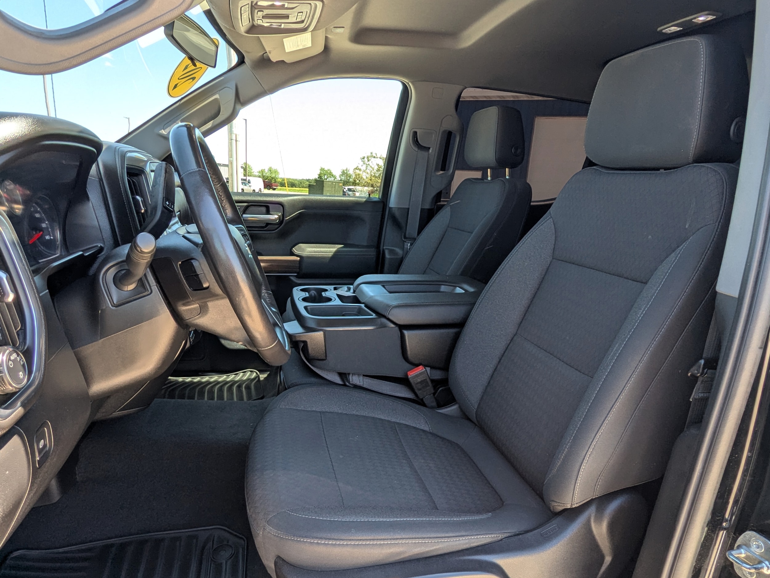2020 Chevrolet Silverado 1500 LT - Photo 6