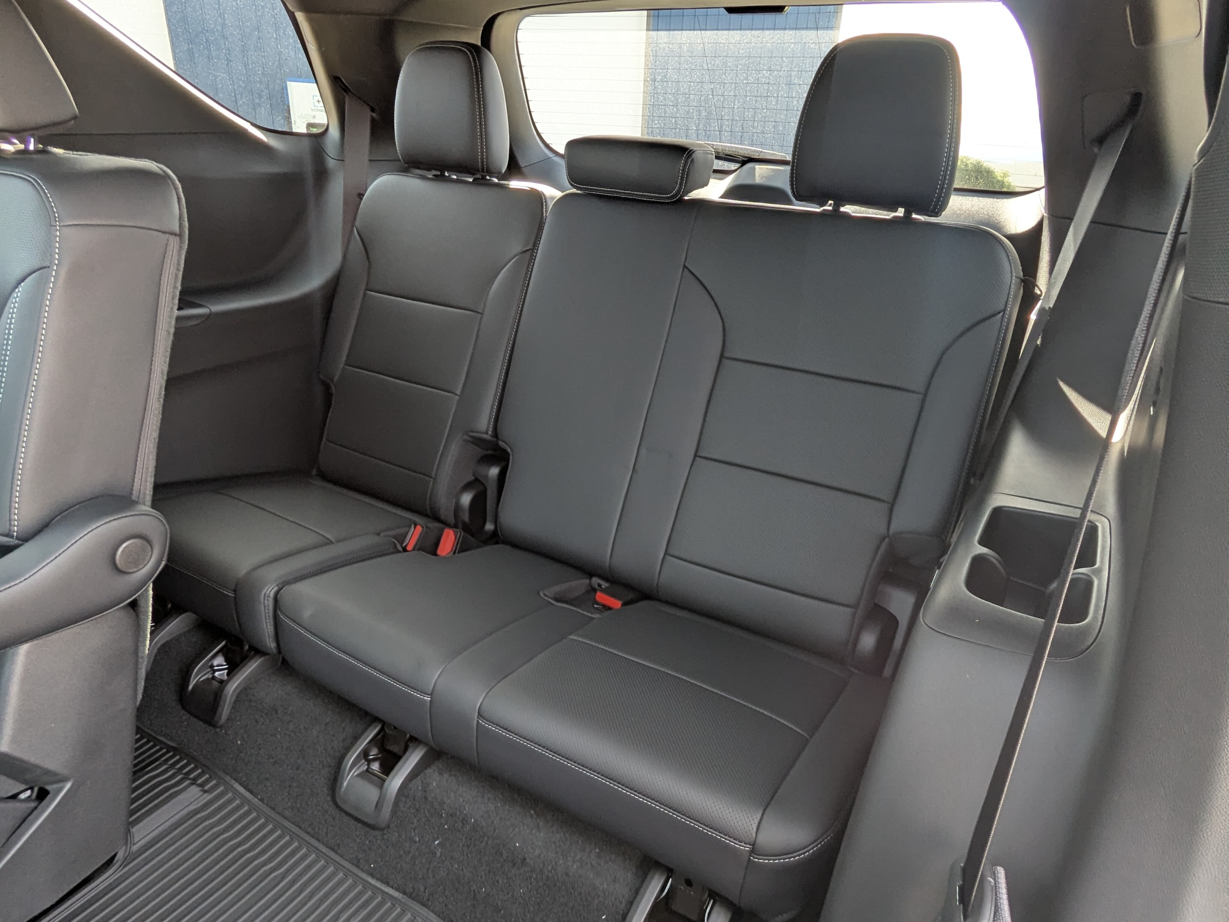 2027 Chevrolet Traverse LT - Photo 11