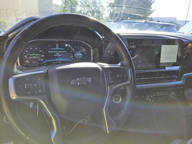 2022 Chevrolet Silverado 1500 RST photo 3