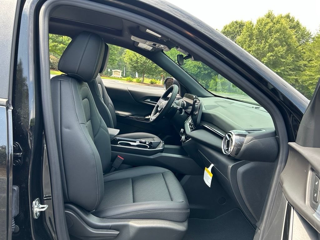 2027 Chevrolet Equinox LT - Photo 48