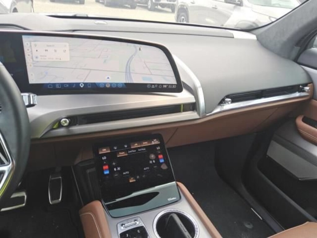 Used 2026 CADILLAC VISTIQ Platinum SUV