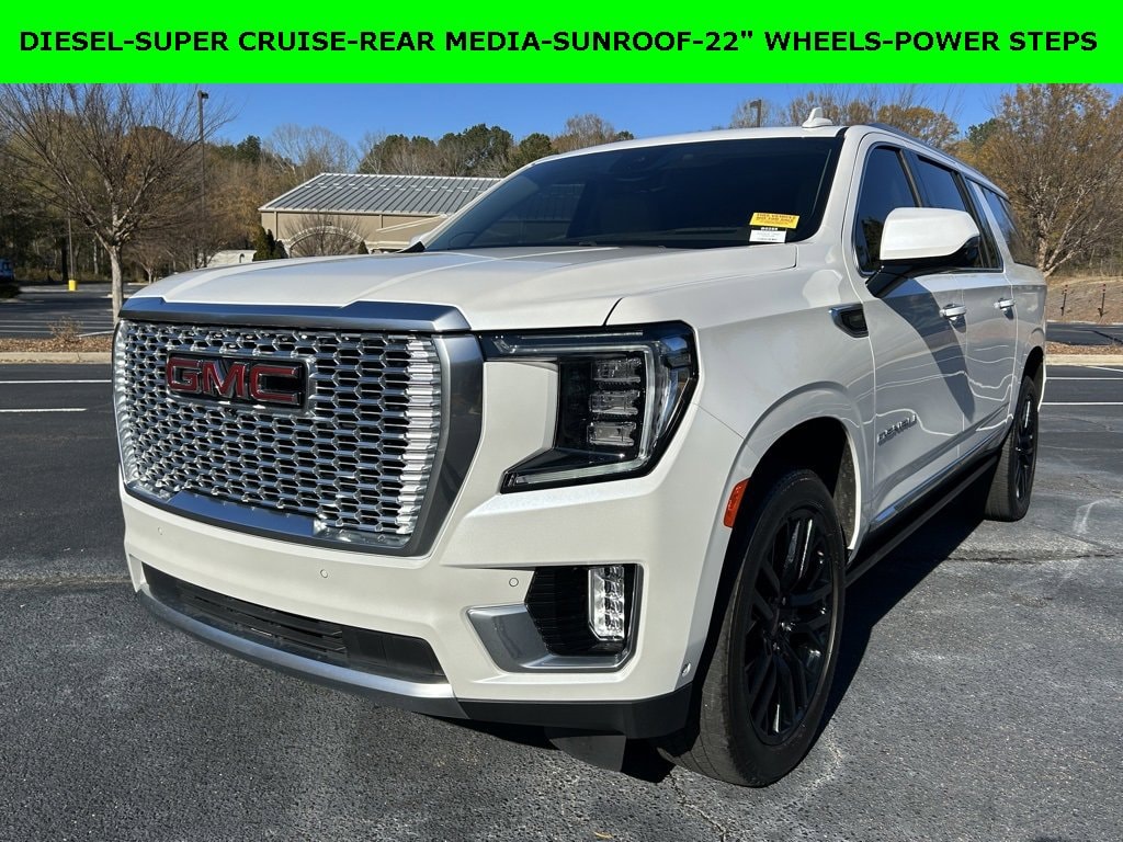 2023 GMC Yukon XL Denali's photo