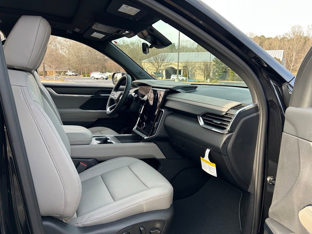 2026 GMC Acadia Elevation - Photo 38