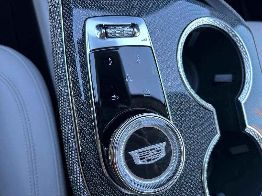 2025 Cadillac OPTIQ Luxury 1 - Photo 41