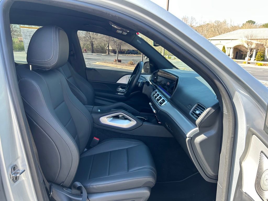2025 Mercedes-Benz GLS Base - Photo 57