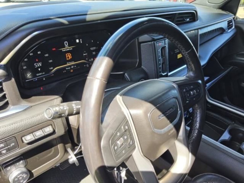 Used 2022 GMC Yukon Denali SUV