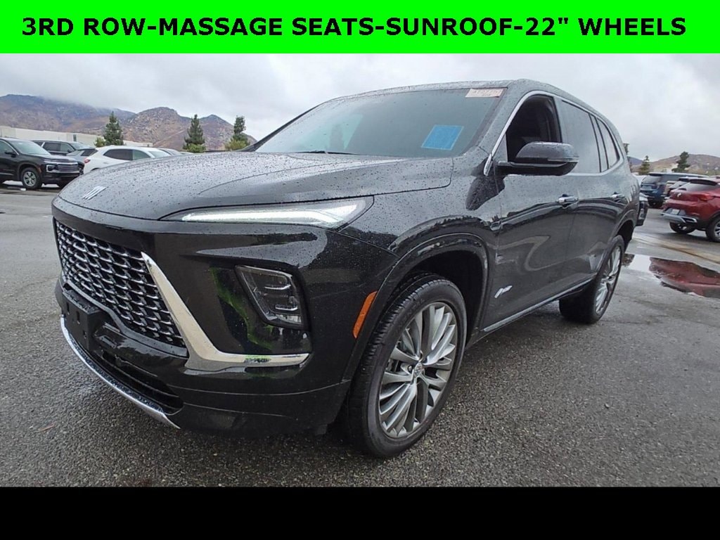2025 Buick Enclave Avenir's photo