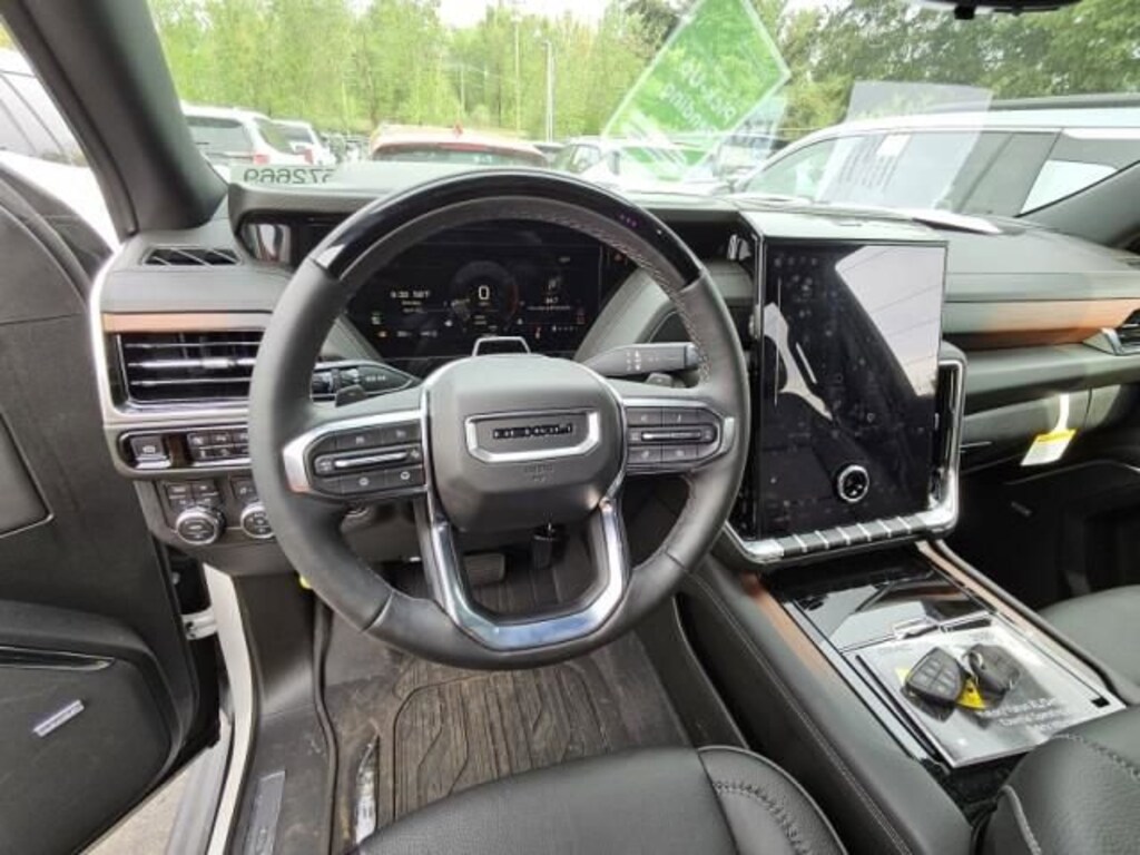 Used 2025 GMC Yukon Denali SUV