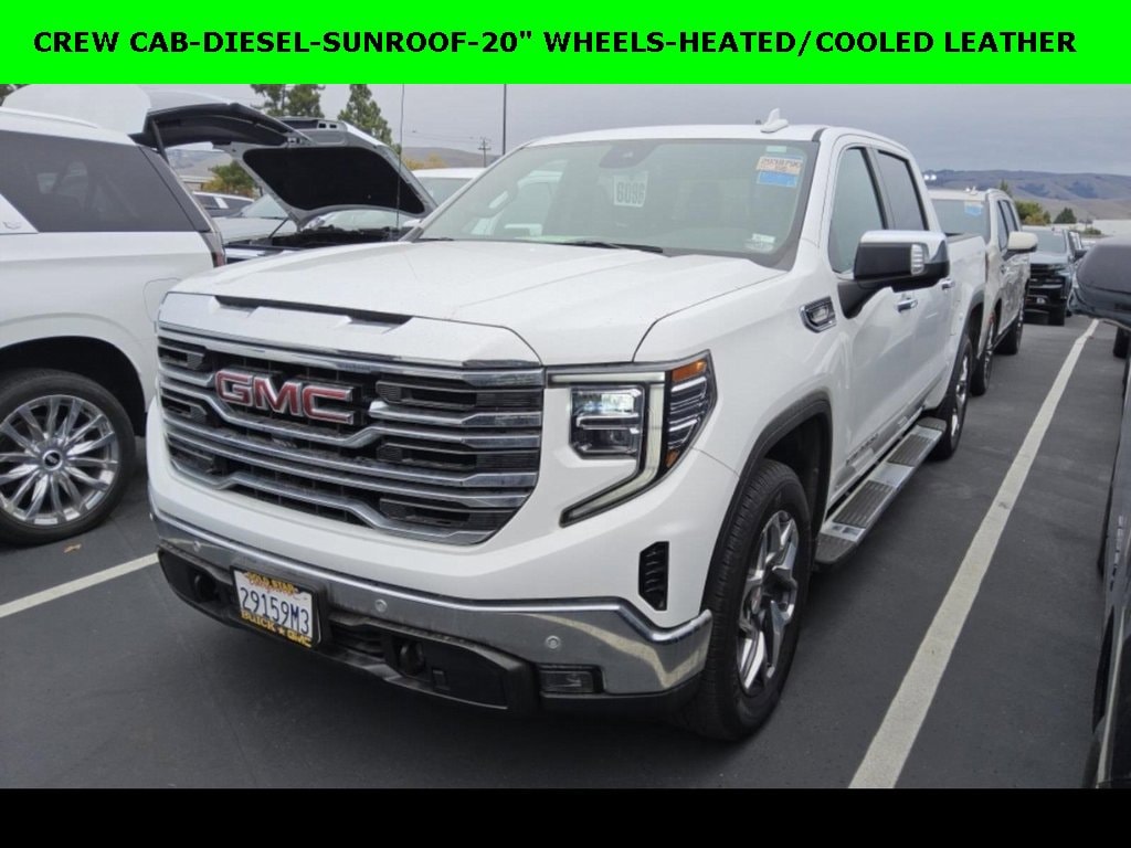 2022 GMC Sierra 1500 SLT's photo