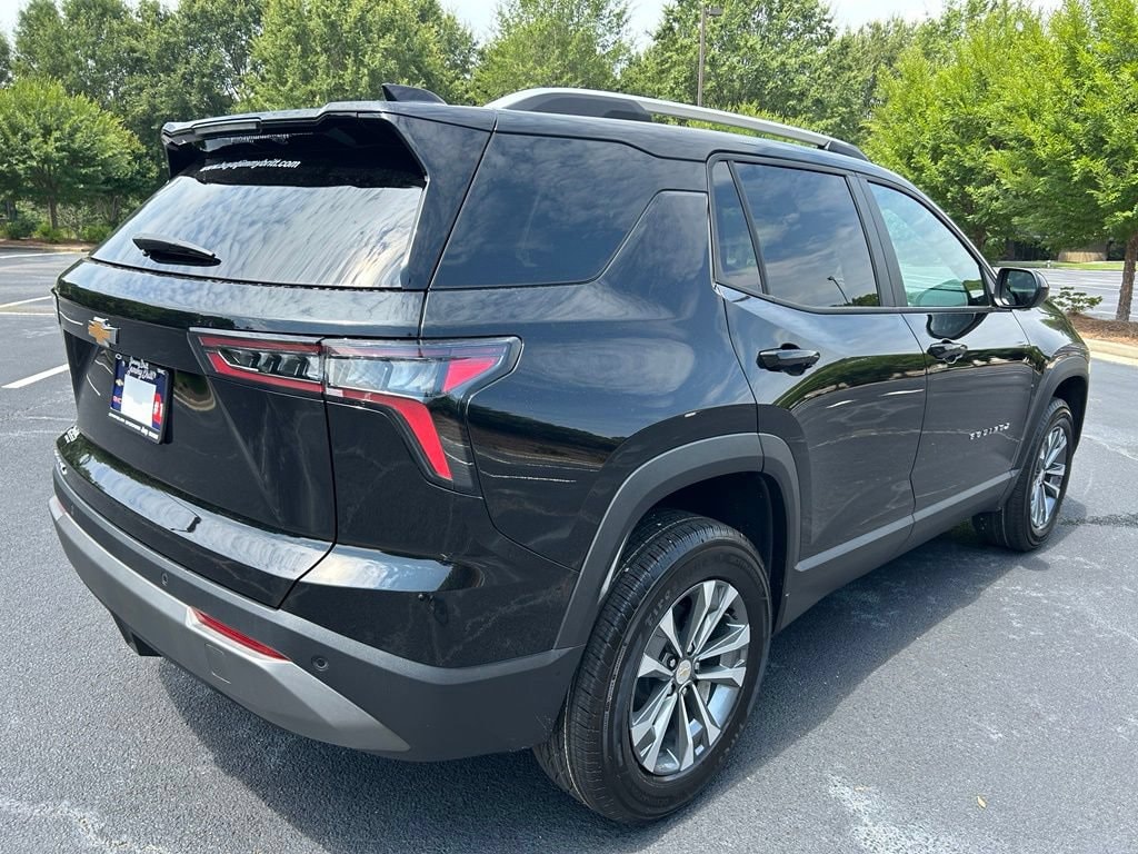 2027 Chevrolet Equinox LT - Photo 21