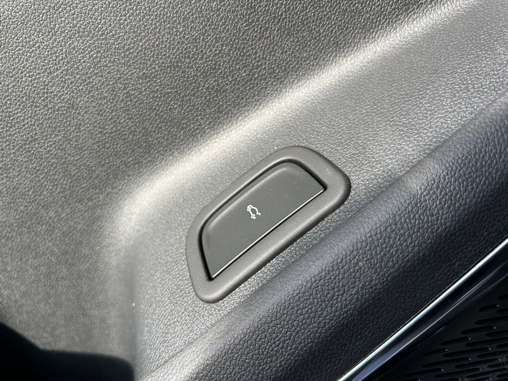 2026 GMC Acadia Elevation - Photo 45