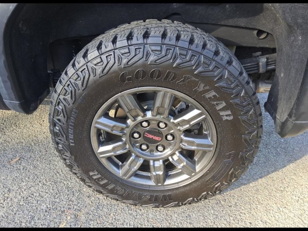 Used 2024 GMC Sierra 1500 AT4X Truck