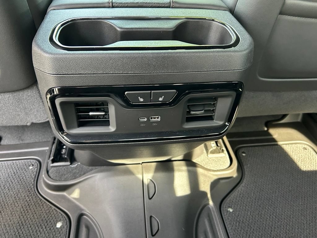 2026 GMC Sierra 1500 AT4X - Photo 52