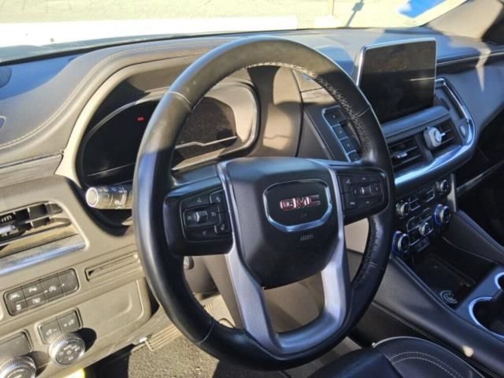 Used 2023 GMC Yukon XL SLT SUV