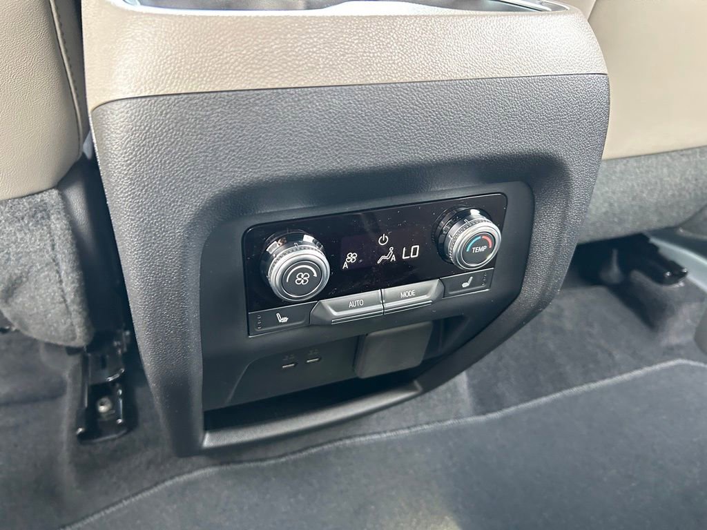 2026 GMC Acadia Elevation - Photo 41