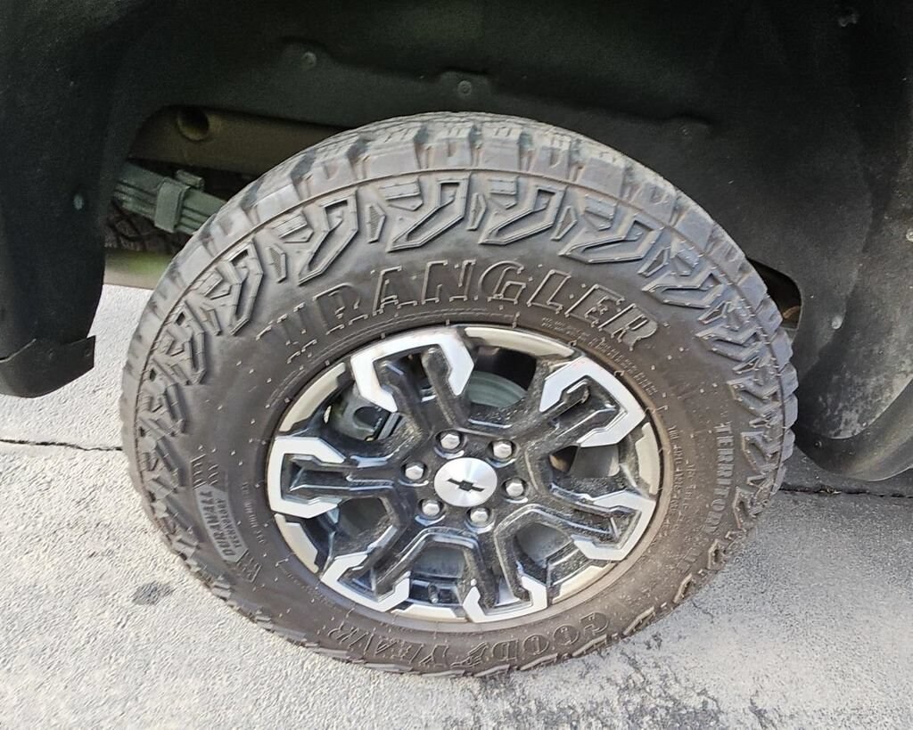Used 2024 Chevrolet Silverado 1500 ZR2 Truck