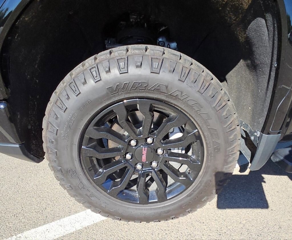 Used 2022 GMC Sierra 1500 AT4X Truck