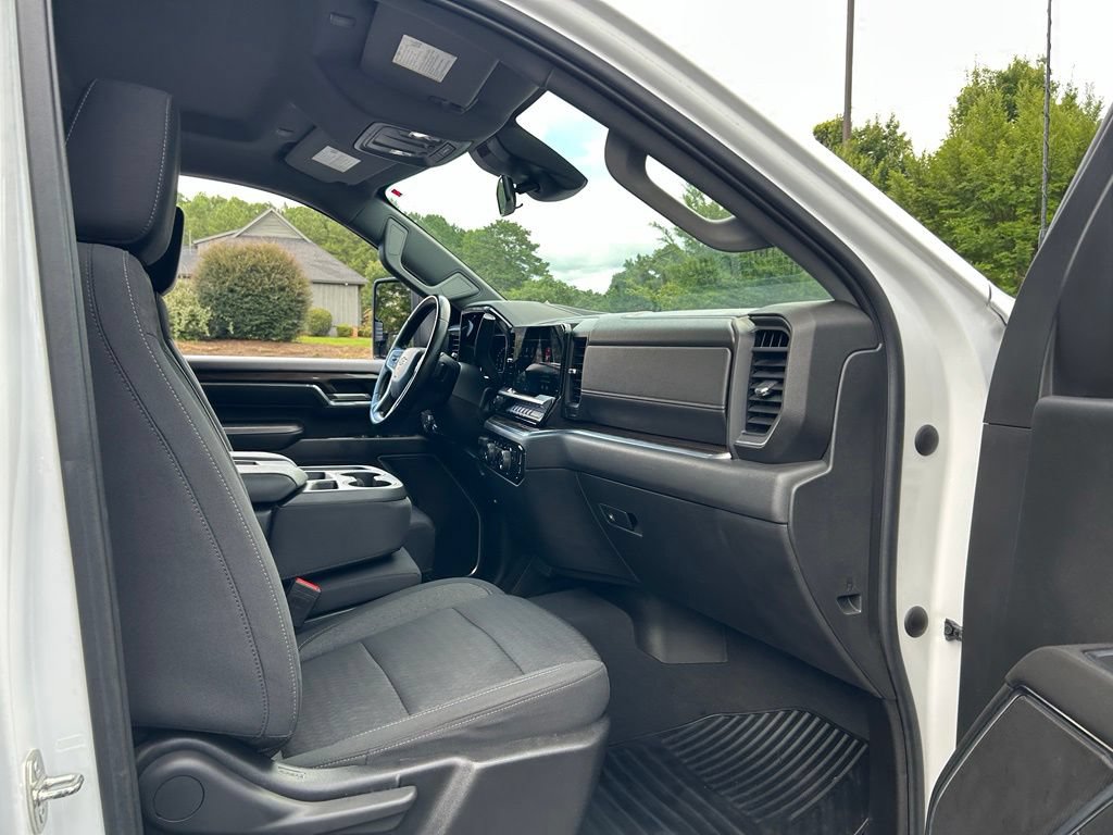 2024 Chevrolet Silverado 3500HD LT - Photo 41