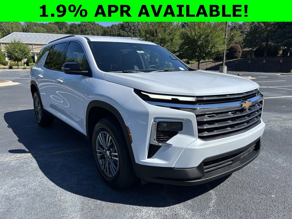 2026 Chevrolet Traverse LT's photo