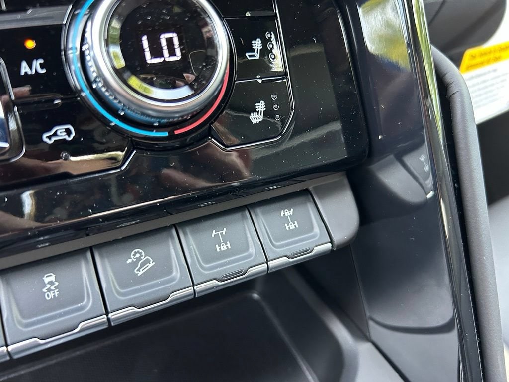 2026 GMC Sierra 1500 AT4X - Photo 42