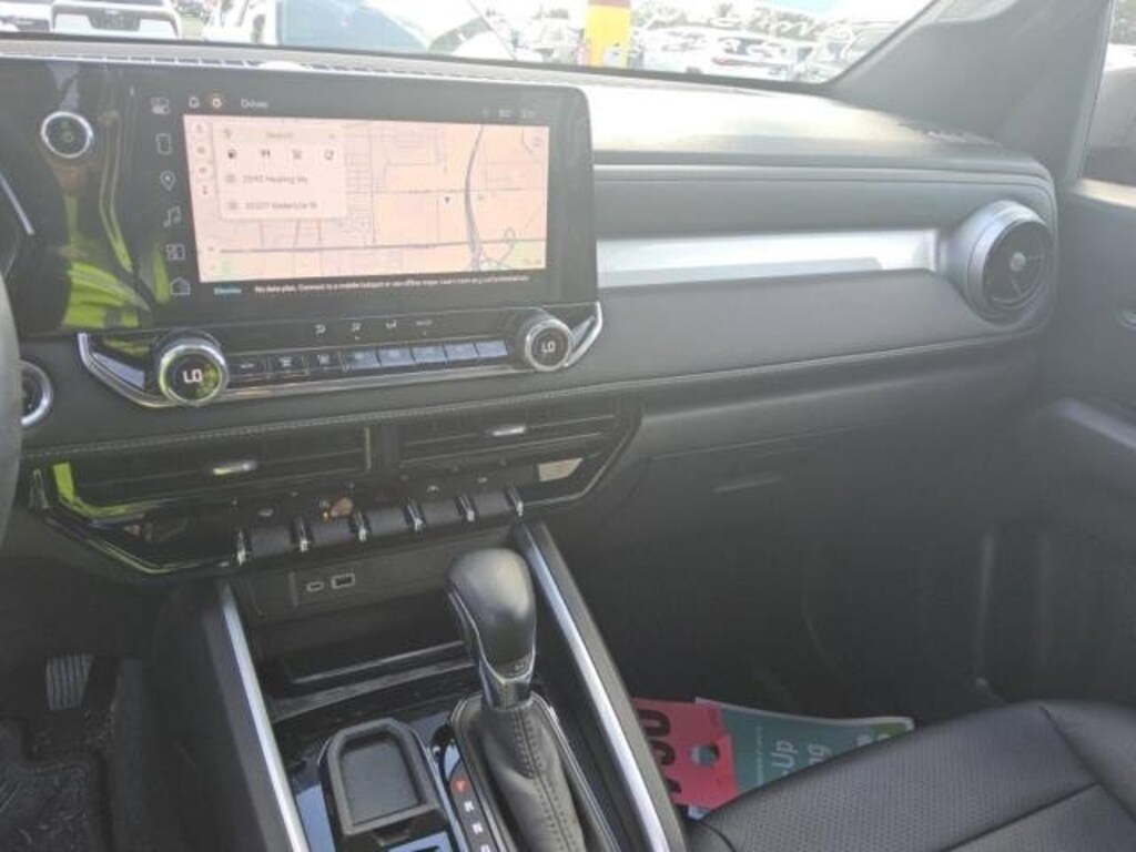 Used 2024 Chevrolet Colorado LT Truck