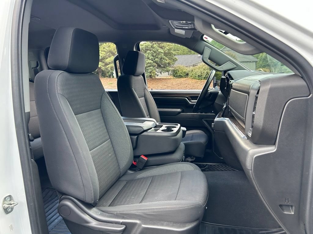 2024 Chevrolet Silverado 3500HD LT - Photo 48