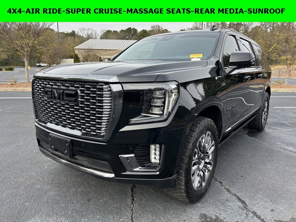 2023 GMC Yukon XL Denali Ultimate's photo