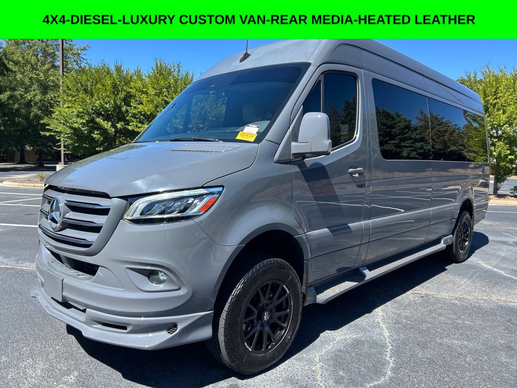  Mercedes-Benz Sprinter Cargo Van