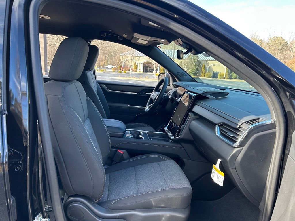 2026 GMC Acadia Elevation - Photo 48