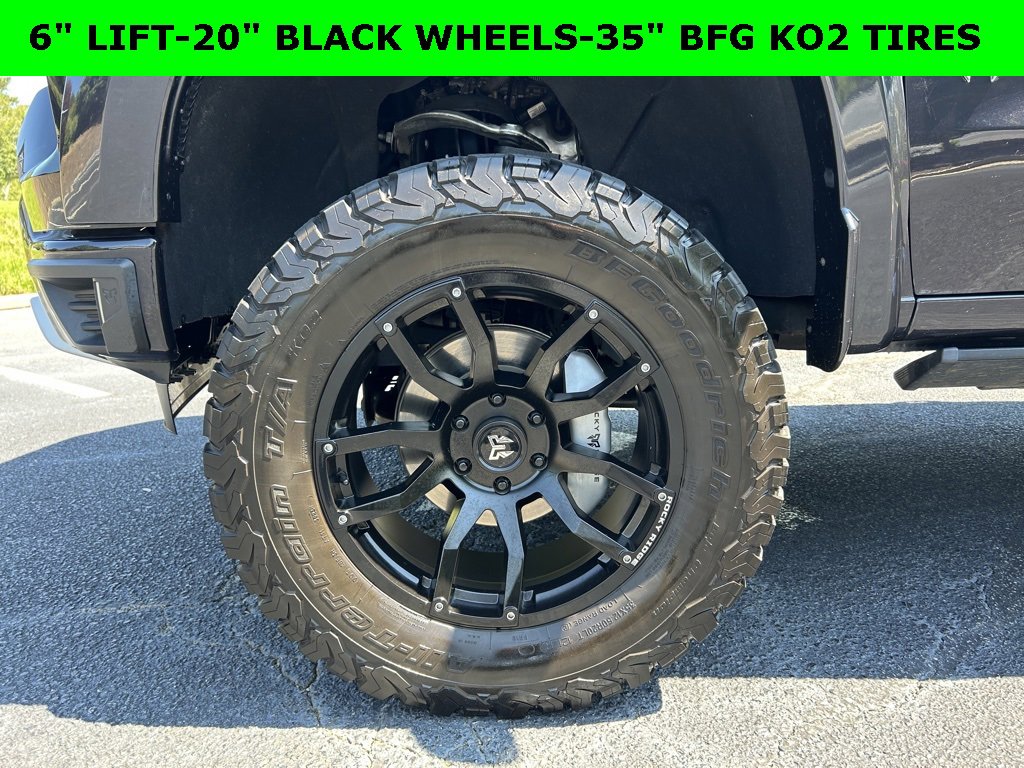 2023 Chevrolet Silverado 1500 RST photo 2