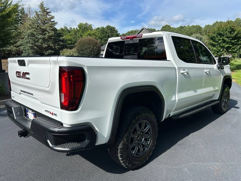 2026 GMC Sierra 1500 AT4X - Photo 27