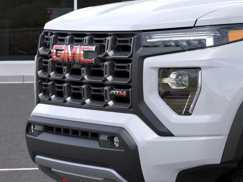 2026 GMC Canyon AT4 - Photo 18