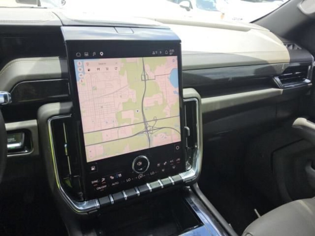Used 2025 GMC Yukon Elevation SUV