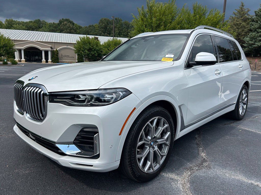 2022 BMW X7 40i