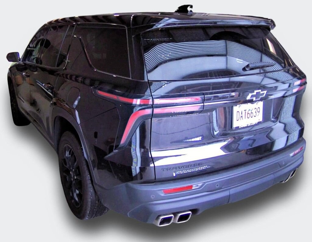 Used 2024 Chevrolet Traverse LS SUV