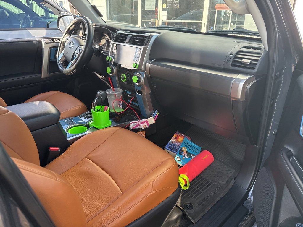 2024 Toyota 4Runner SR5 photo 4