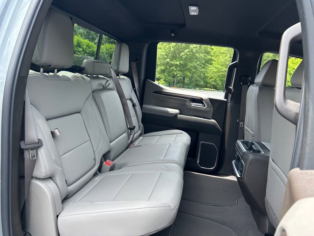 2026 GMC Sierra 1500 SLT - Photo 49