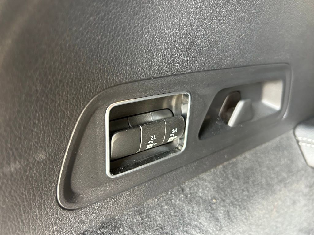 2025 Mercedes-Benz GLS Base - Photo 56