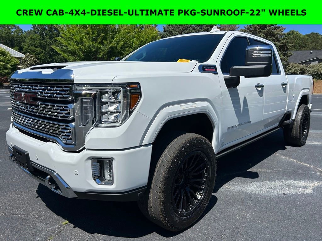 2022 GMC Sierra 4WD Crew Cab Standard Box Denali's photo