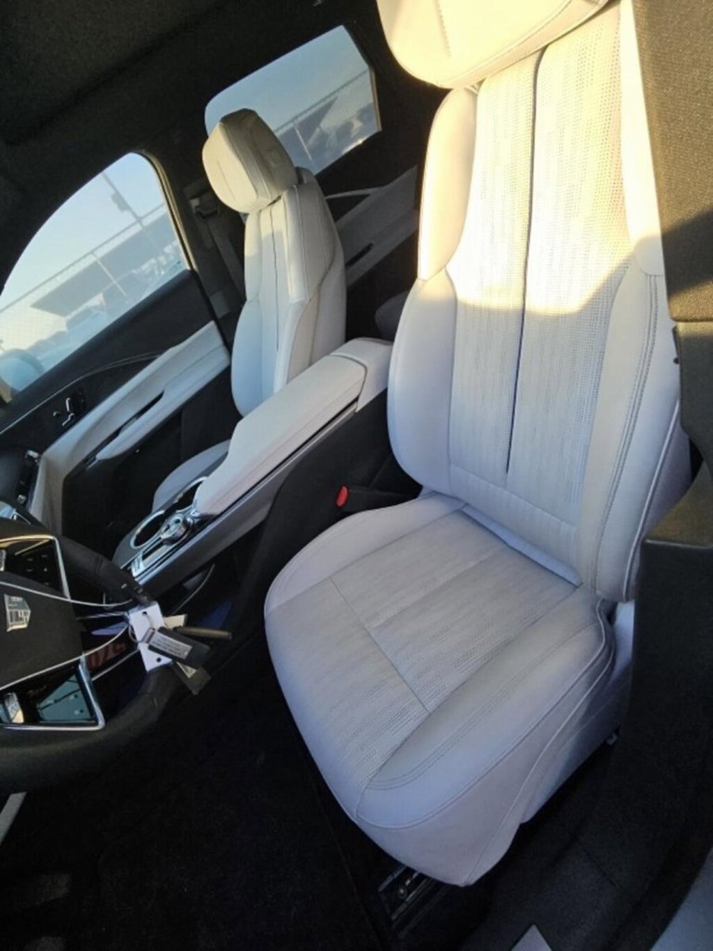 Used 2024 CADILLAC LYRIQ Luxury 1 SUV