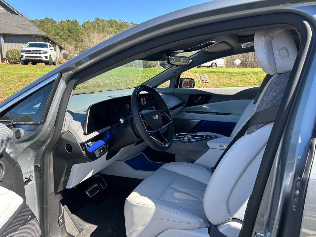 2025 Cadillac OPTIQ Luxury 1 - Photo 47