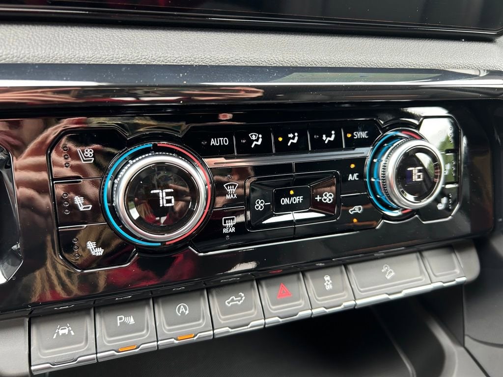 2026 GMC Sierra 1500 AT4 - Photo 36