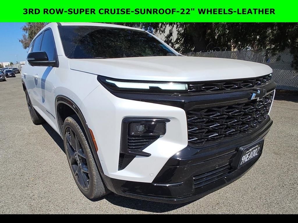 2024 Chevrolet Traverse FWD RS's photo