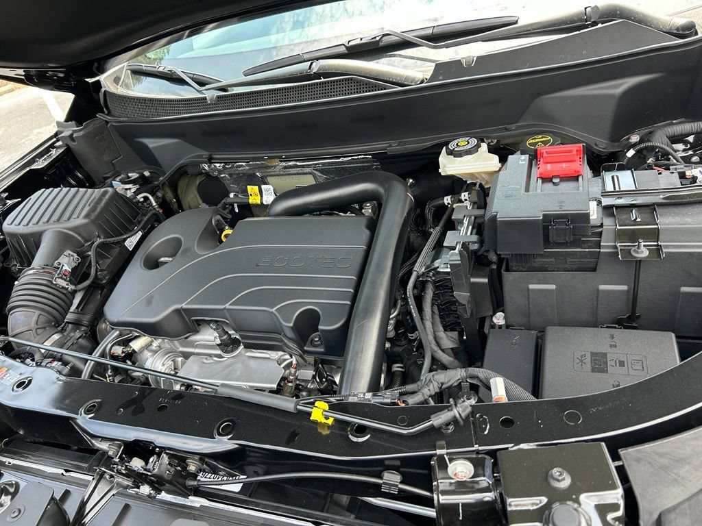 2027 Chevrolet Equinox LT - Photo 59