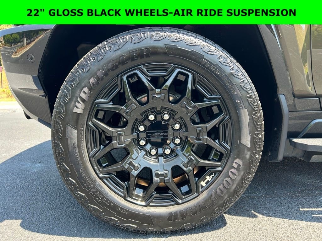 Used 2025 GMC HUMMER EV 2X with VIN 1GKT0NDEXSU111557 for sale in Greensboro, GA